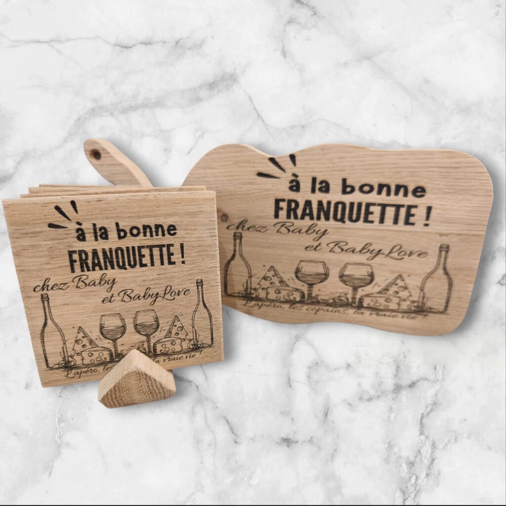 coffret planche dessous de verre personnalisé en bois gravé