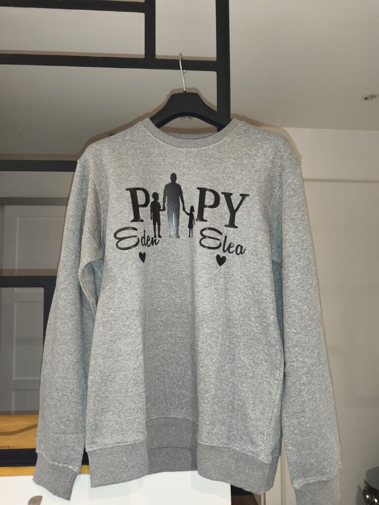 pull adulte personnalisé avec texte ou design unique